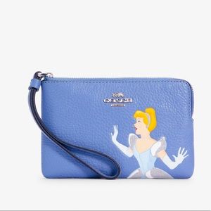 Disney X Coach Corner Zip Wristlet With Cinderella